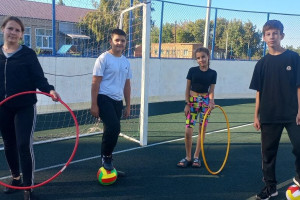 Спортивная эстафета«Разгоняй движением лень»